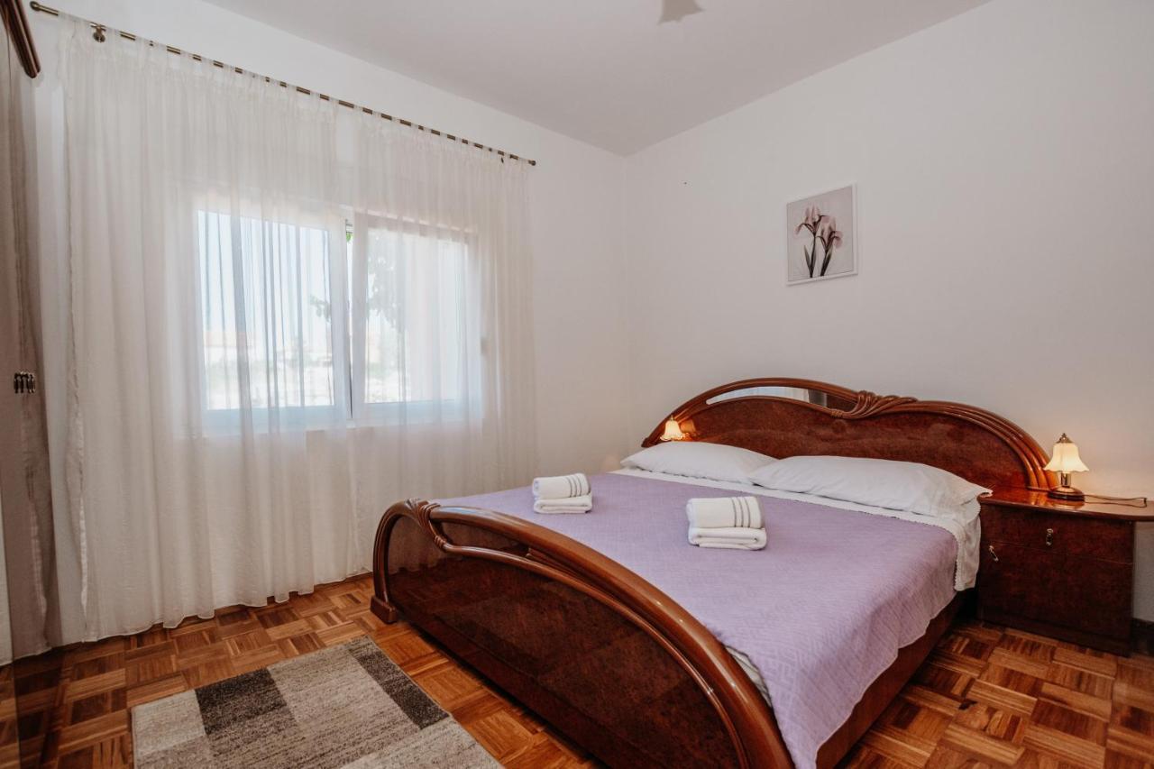 Apartman Neli Вир Екстериор снимка