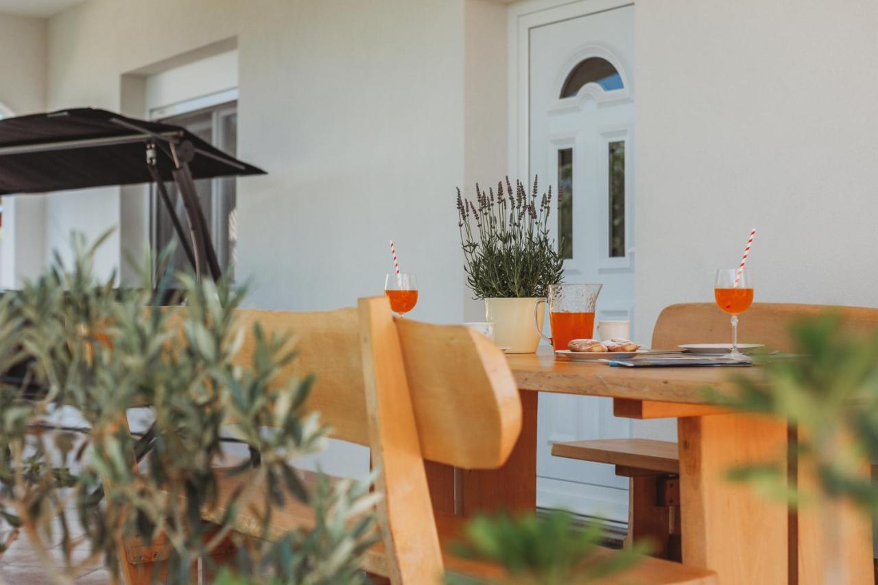 Apartman Neli Вир Екстериор снимка